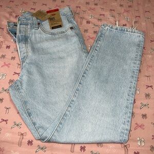 Levi's Women's Light Blue Jeans